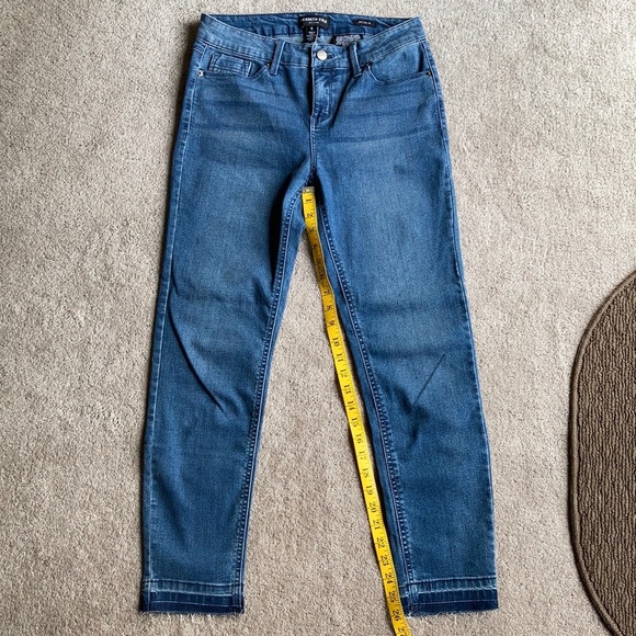 Kenneth Cole Jess Skinny jeans - Picture 2 of 5